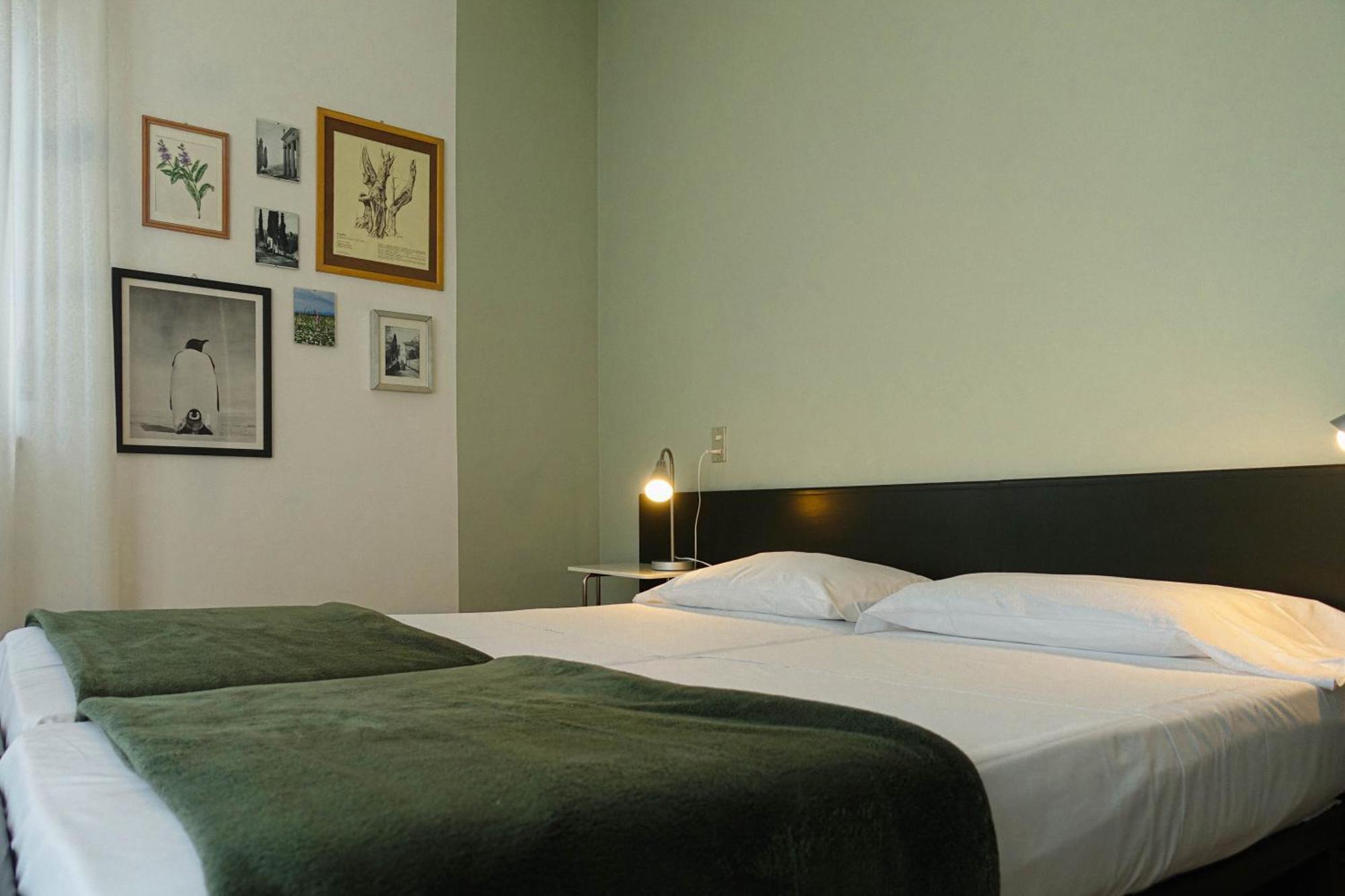 מאלצ'סינה Hotel Peler חדר תמונה