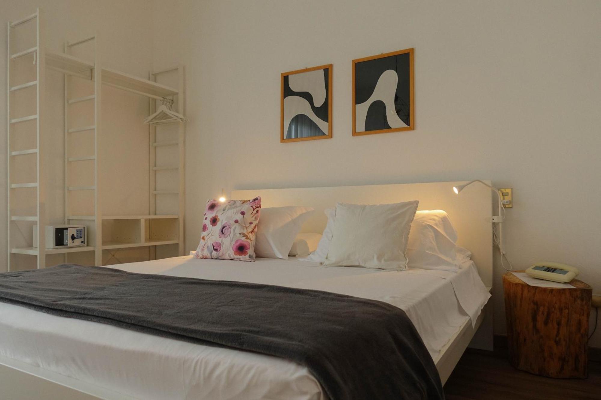 מאלצ'סינה Hotel Peler מראה חיצוני תמונה